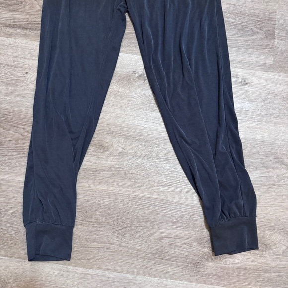 Victoria’s Secret Navy Blue Ribbed Jogger Pants Lounge Athleisure - Picture 3 of 9
